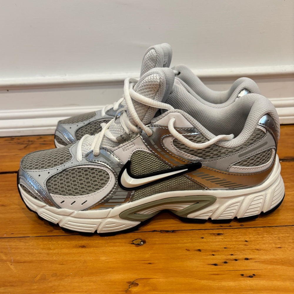 Nike Gray, Silver & White Mesh Trainer Sneakers